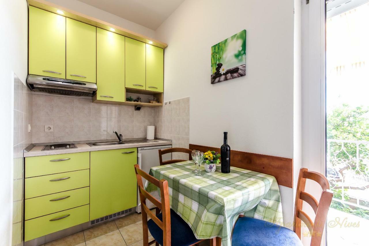 Apartments Nives Suhi Potok Jesenice  Exterior foto