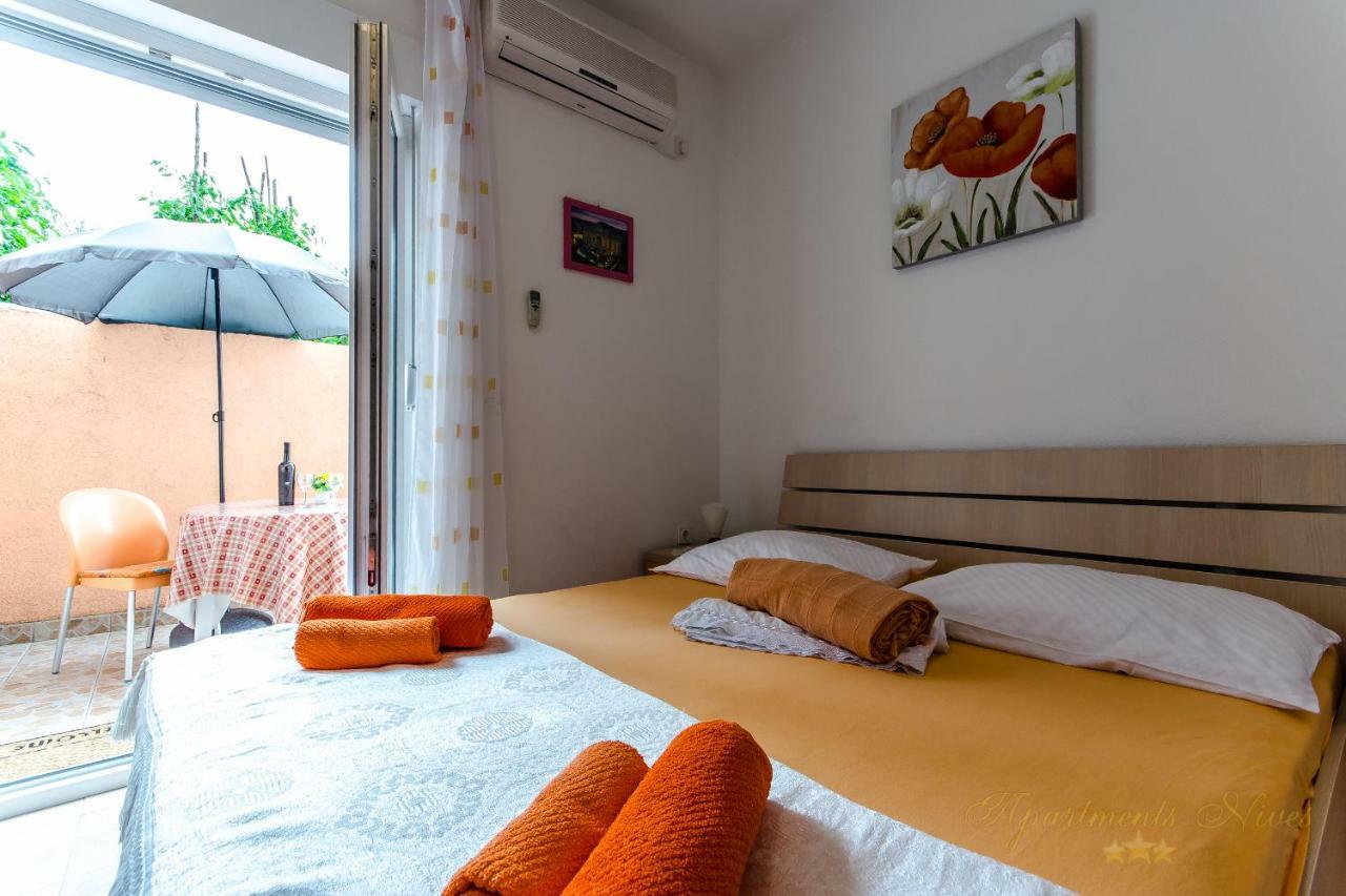 Apartments Nives Suhi Potok Jesenice  Exterior foto